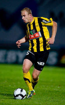 Kari Arkivou, Häcken