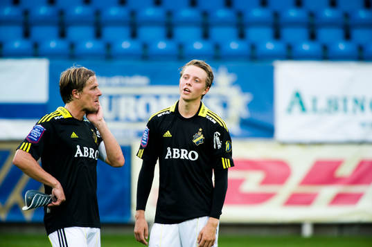 Daniel Tjernström och Viktor Lundberg, AIK, depp
