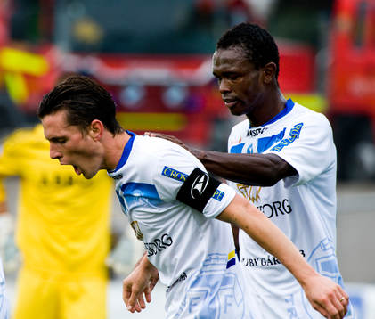 Ibrahim Koroma och Kristian Haynes, jubel
