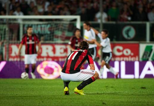 Zlatan Ibrahimovic, Milan depp när Cesena gör mål