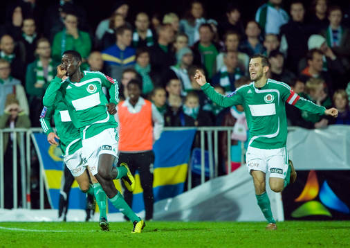 Alagie Sosseh och Mikael Wentzel, Väsby, jubel
