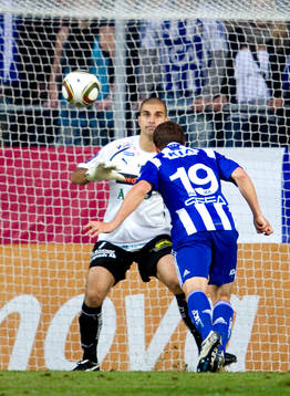Hannes Stiller, Göteborg nickar in 1-0 bakom Dime