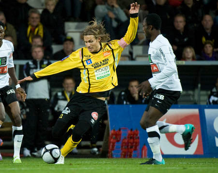 Bläddra bland fler bilder av Fotboll, Allsvenskan. Mjällby - Häcken: