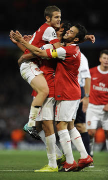Marouane Chamakh och Cesc Fabregas, Arsenal, glädje, jubel