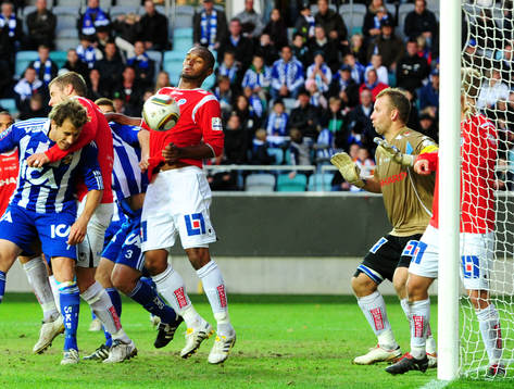 Tobias Hysén, Göteborg, nickar in ett mål