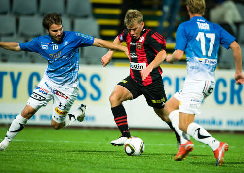 Tuomo Mikael Turunen,  och Joakim Runnemo, Brommapojkarna