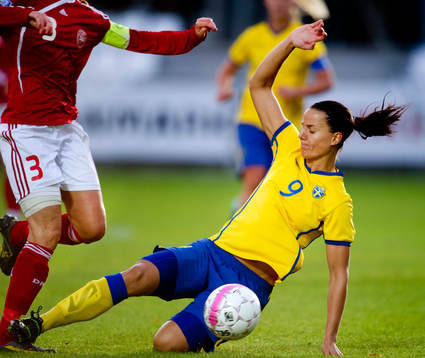 Katrine Pedersen, Danmark och Jessica Landström, Sverige