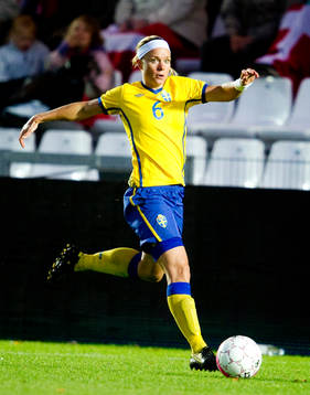 Sara Thunebro, Sverige