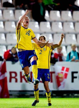 Nilla Fischer, Sverige, Charlotte Rohlin, Sverige, jubel