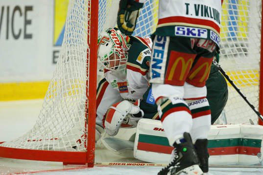 Johan Holmqvist, Målvakt Frölunda depp