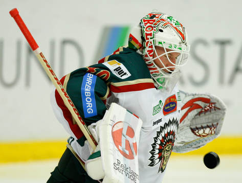 Johan Holmqvist, Målvakt Frölunda