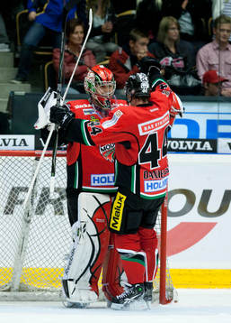 Tuomas Tarkki, Målvakt Modo och Nicklas Danielsson, Modo