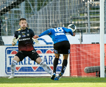 Marcus Olsson, Halmstad, John Alvbåge, målvakt, Örebo
