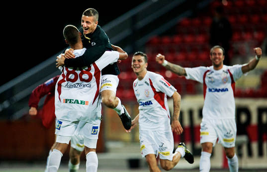 Kyle Konwea, Assyriska (glädje, jubel)
