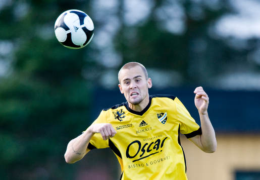 Bläddra bland fler bilder av Fotboll, division 2, IFK Hässleholm - Nybro