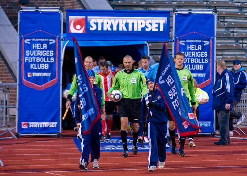 Stryktipset, Svenska Spel