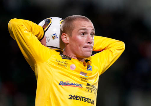 Bläddra bland fler bilder av Fotboll, Superettan, Sundsvall - Falkenberg