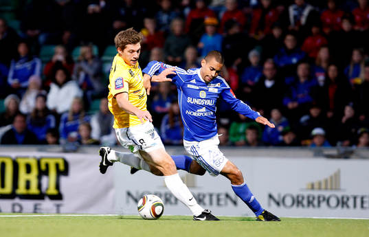 Mikael Boman, Falkenberg mot Billy Berntsson, Sundsvall