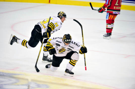 Johannes Salmonsson och Johan Andersson, AIK jubel