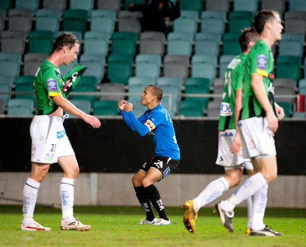 Bläddra bland fler bilder av Fotboll, Allsvenskan, Gais - Halmstad