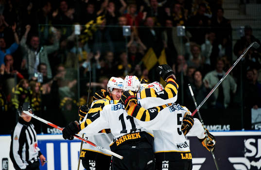 Skellefteå-spelare jubel