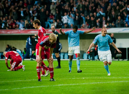 Daniel Larsson, Malmö har gjort 2-0, jubel. Göteborgs