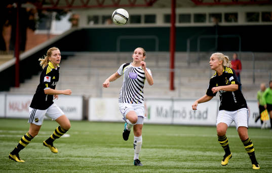 Manon Melis, LDB