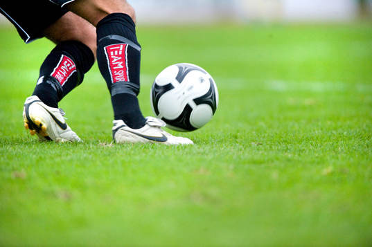 Fot, fotboll, gräsmatta, gräs