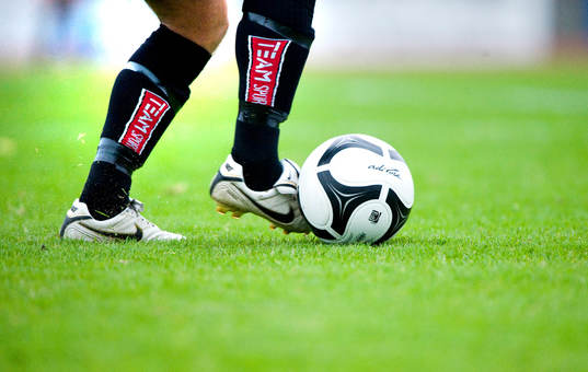Fot, fotboll, gräsmatta, gräs, genre