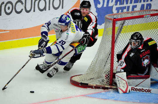 Christopher Thörn, Sundsvall jagas av Jesper Damgaard,