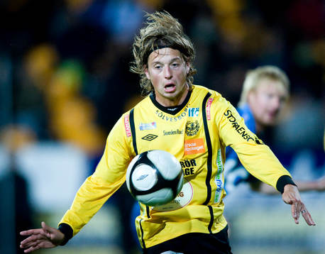 2-målsskytten Peter Gitzelov, Mjällby