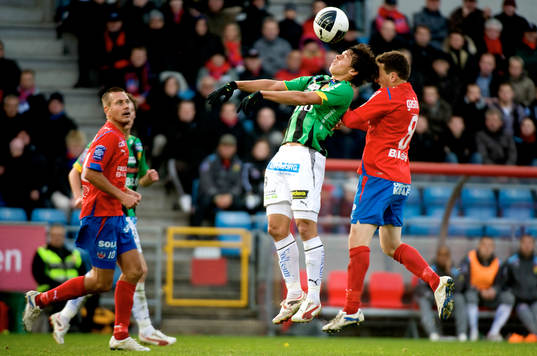 Romario Pereira Sipiäo, Gais