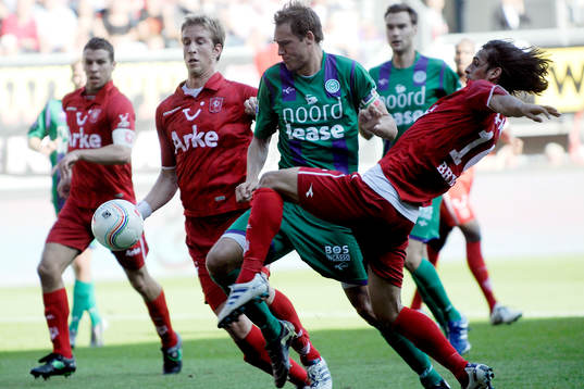 Brian Riuz, Twente och Andreas Granqvist, Groningen