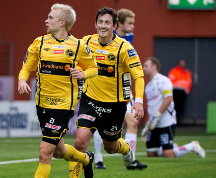 Johan Larsson, Elfsborg, gör mål. Jubel Stefan Ishizaki