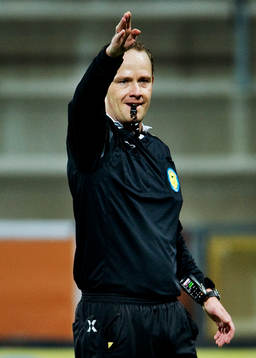 Niklas Abrahamsson, domare