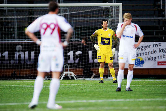 Andreas Haddad, Magnus Bahne, målvakt, och Mikael