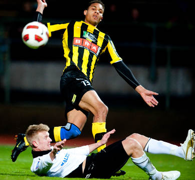 Mathias Ranégie, Häcken, Michael Almebäck, Örebro