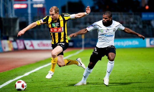 Jonas Henriksson, Häcken, Samuel Wowoah, Örebro