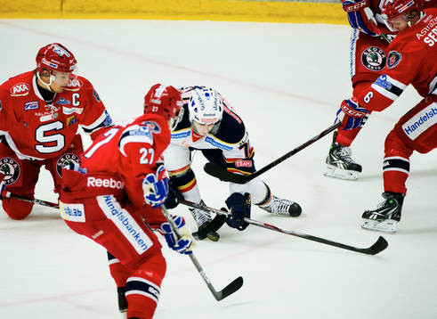 Bläddra bland fler bilder av Ishockey, Elitserien, Södertälje - Djurgården