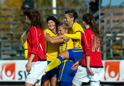 Julia Wahlberg, Maja Andersson och Marija Banusic, Sverige,