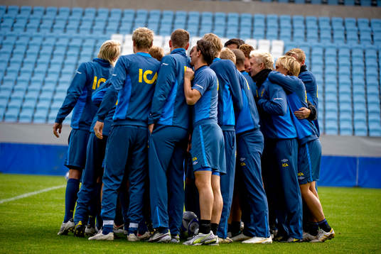Fotboll, U21, Sverige, Träning