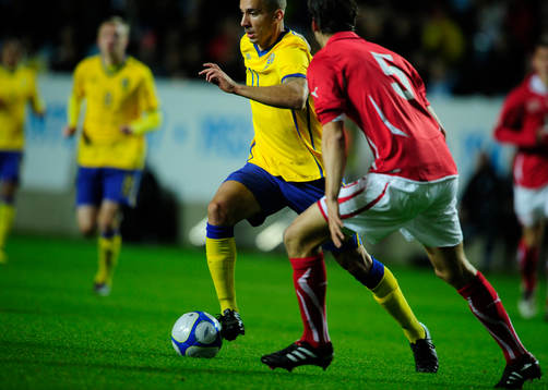 Guillermo Molins, Sverige och Timm Klose, Schweiz