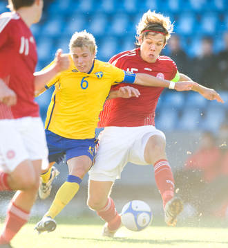 Oscar Lewicki, Sverige och Jannik Vestergaard, Danmark