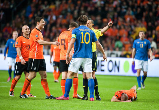 Zlatan Ibrahimovic, Sverige pratar med domare