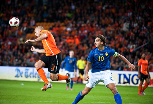 John Hetinga, Holland rensar undan bollen framför Zlatan