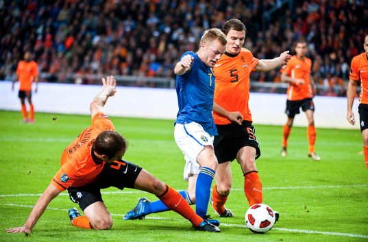 Sebastian Larsson, Sverige