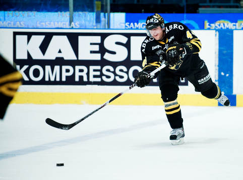 Josh MacNevin, AIK