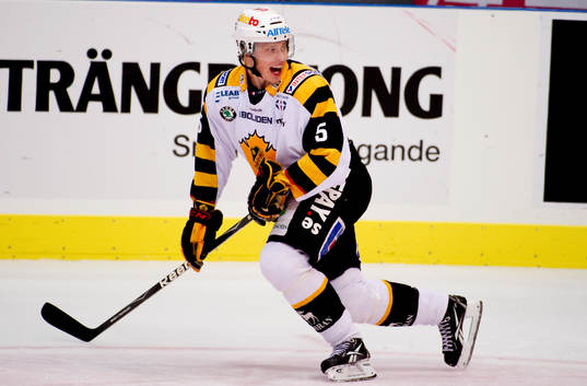 Adam Larsson