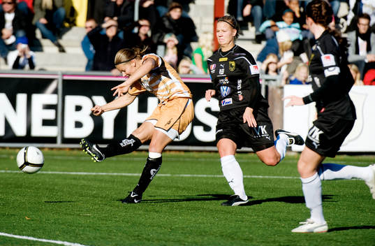 Pavlina Scasna, LDb gör 2-0