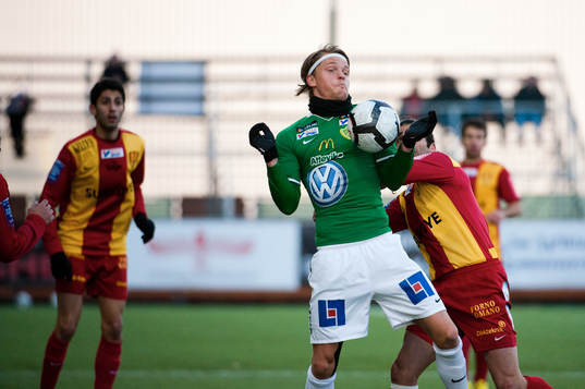 Bläddra bland fler bilder av Fotboll, Superettan, Syrianska - Jönköping